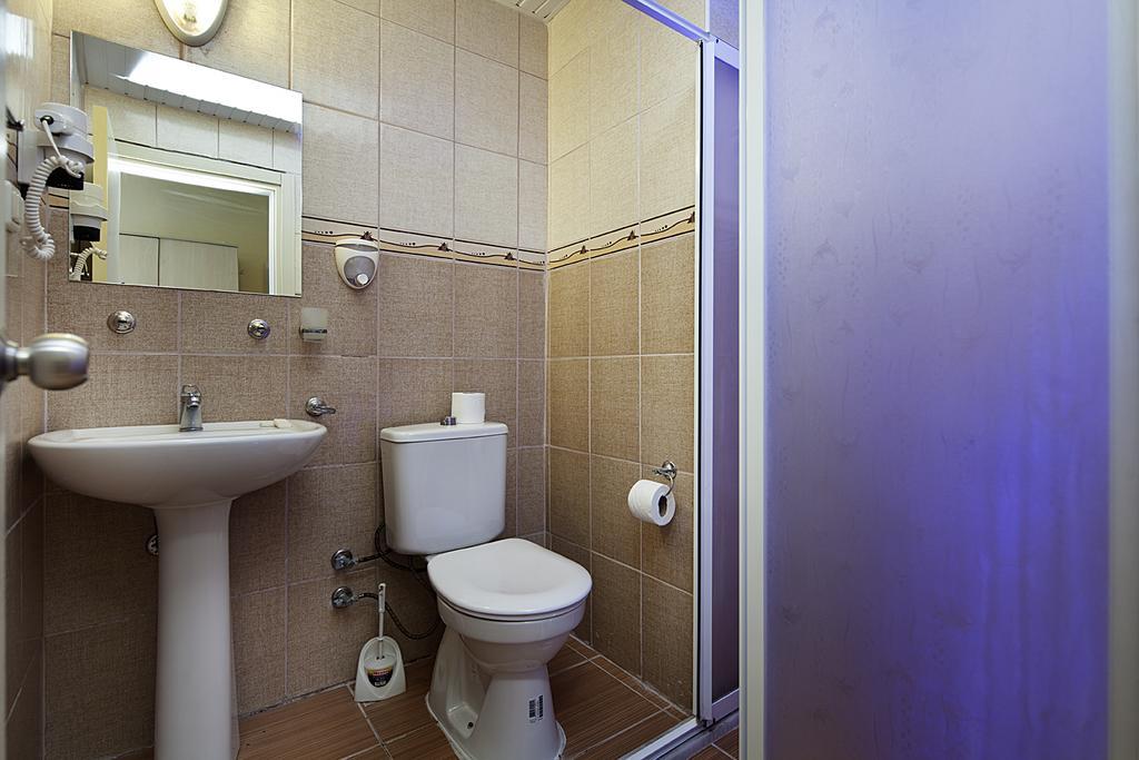 Larissa Garden Hotel كمر المظهر الخارجي الصورة