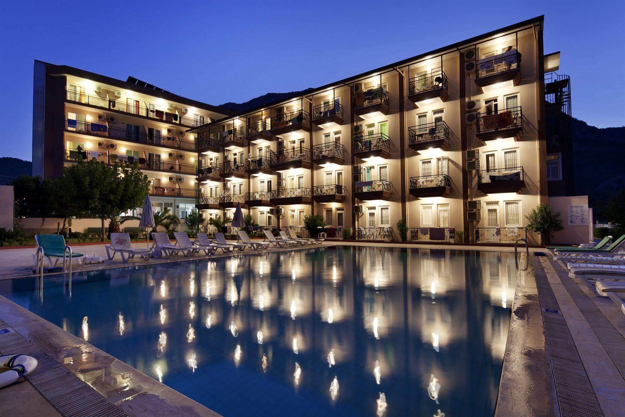 Larissa Garden Hotel كمر المظهر الخارجي الصورة