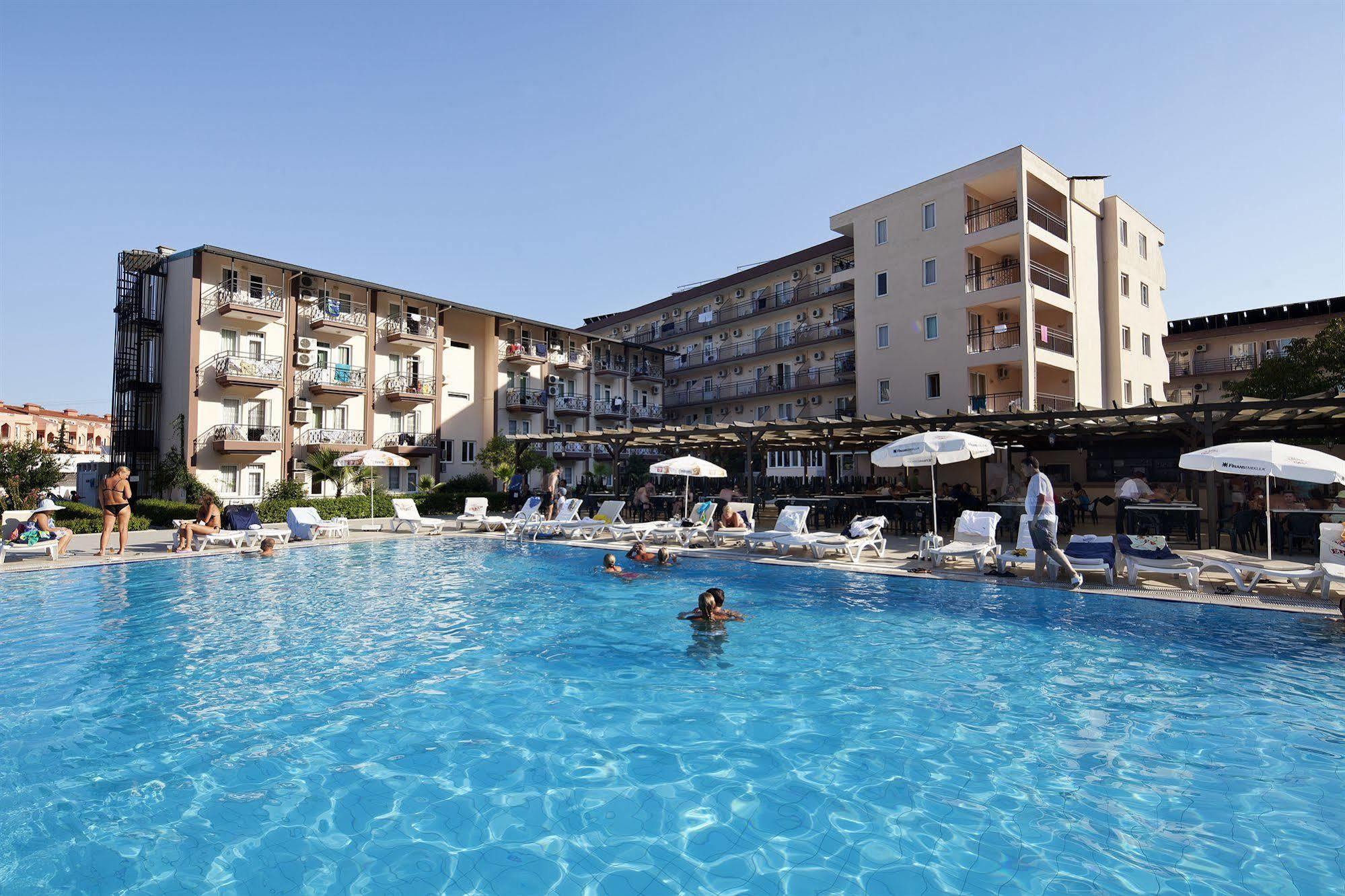 Larissa Garden Hotel كمر المظهر الخارجي الصورة