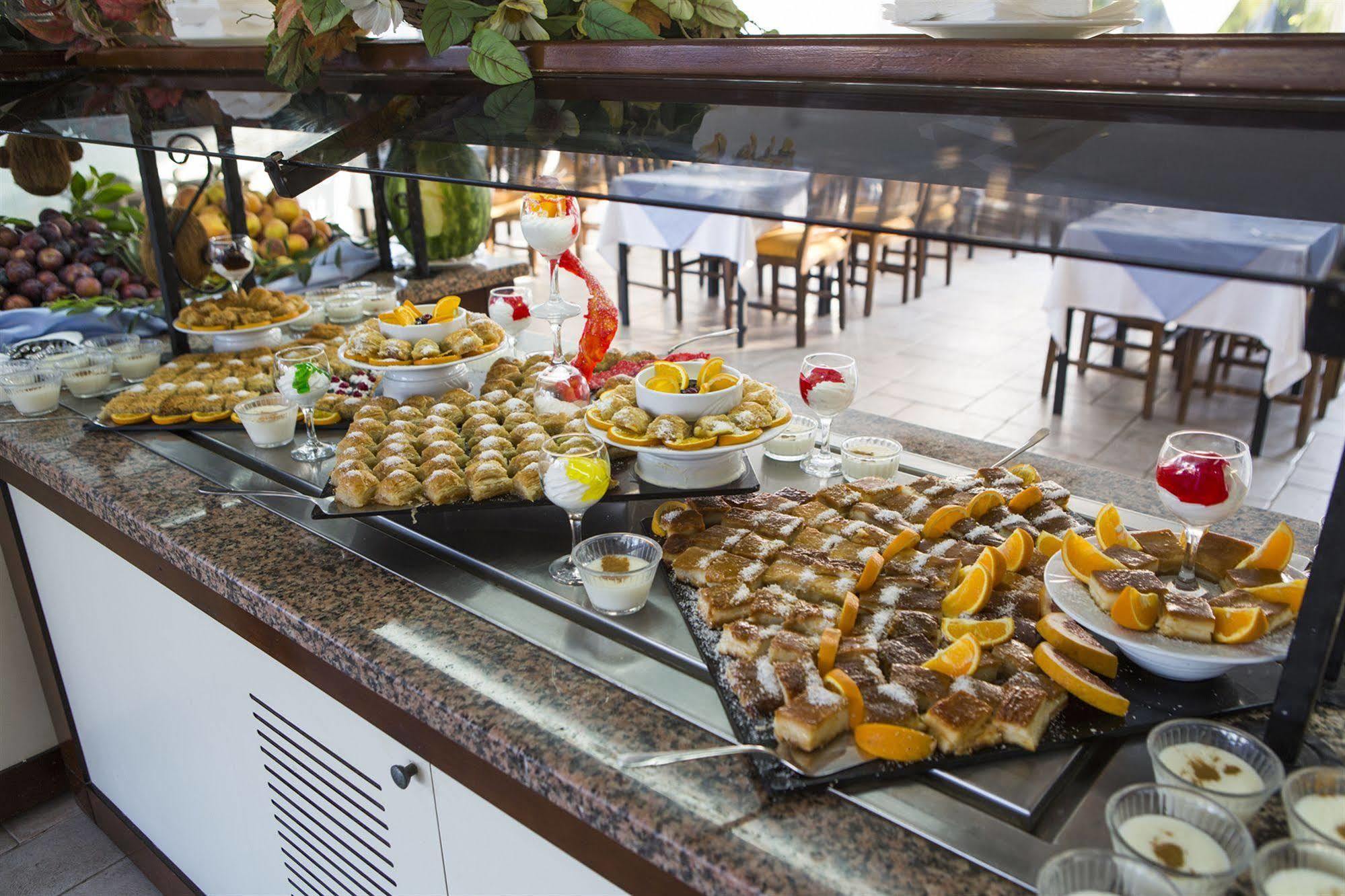 Larissa Garden Hotel كمر المظهر الخارجي الصورة