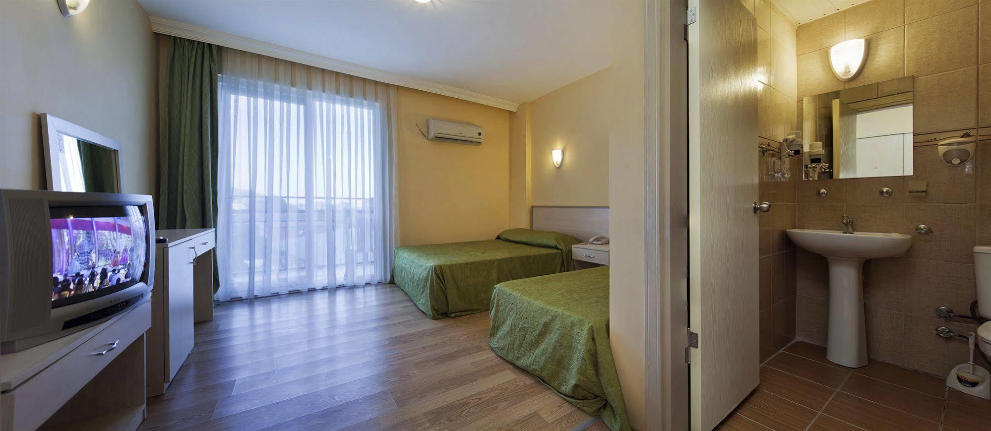 Larissa Garden Hotel كمر المظهر الخارجي الصورة
